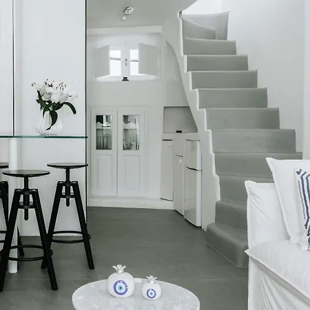 فيلة Roofs Of Chora (adults Only)