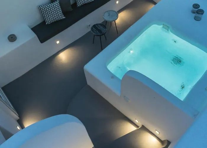 Roofs Of Chora Villa