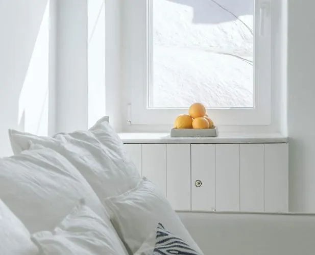 فيلة Roofs Of Chora (adults Only)